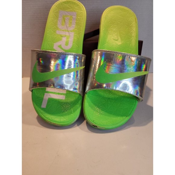 HTF 2016 Nike Benassi Solarsoft Team Brasil Men\'s 11 Slides Sandals World Cup ⚽️